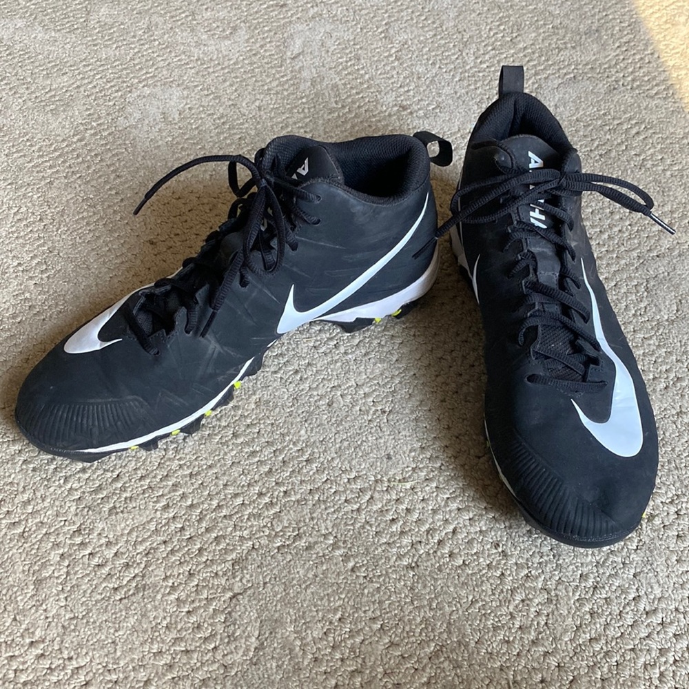 Men’s Nike FastFlex Alpha Cleats Size 12W